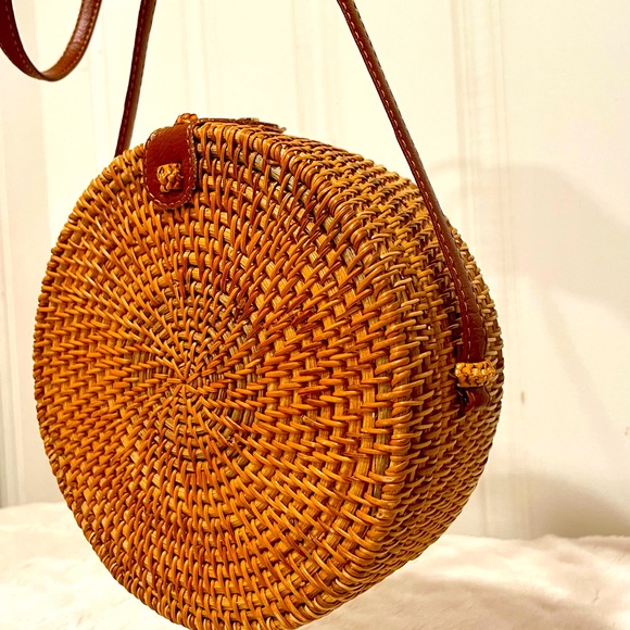 Handbags - Wicker Circle Bag